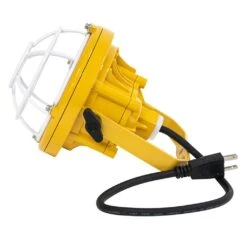 XPOWER L-30 LED Spotlight -Garden Care Product Store l 30 right view